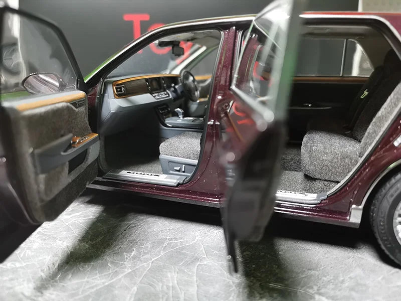 LCD 1/18 Car Model TOYOTA Century Car Model Simulation Model Diecast Model Collect Ornament Boy Custom Birthday Boy Toy Gift