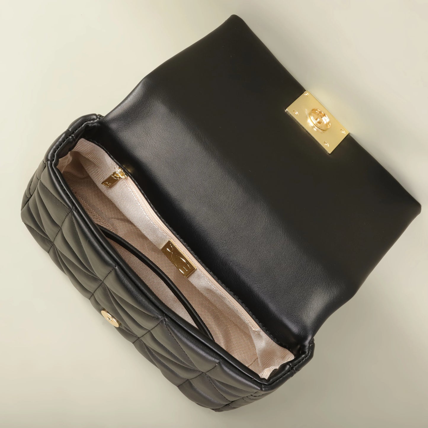 PG 2026 Fashion Classic Retro Women's New Shoulder Bag Letter Material Party Multi functional New Design classic Crossbody Bag