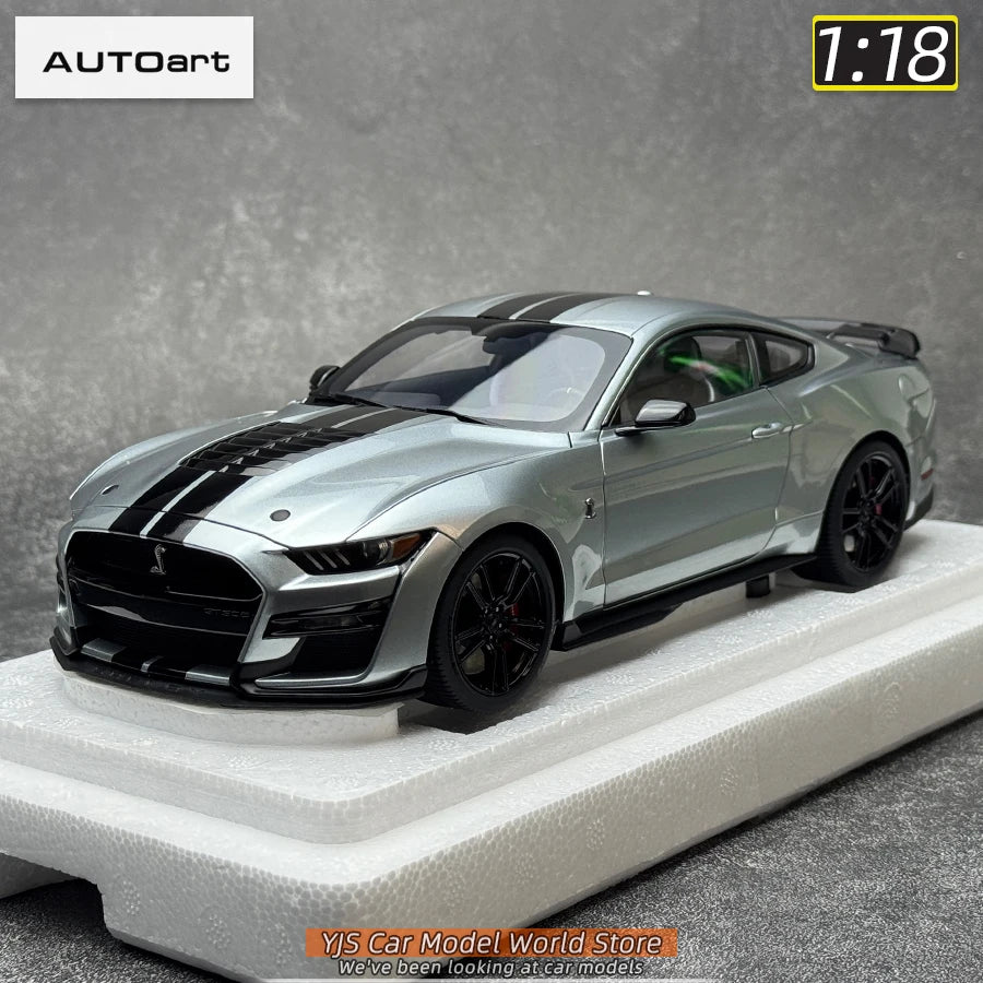 AUTOART New 1/18 scale Ford Mustang Shelby GT500 WHITE SILVER  Sports car model Static display Collection Holiday gift 73097