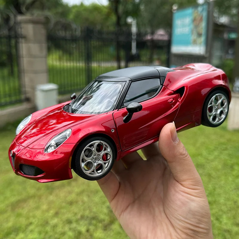 AUTOART 1/18 Alfa Romeo 4C Car Model