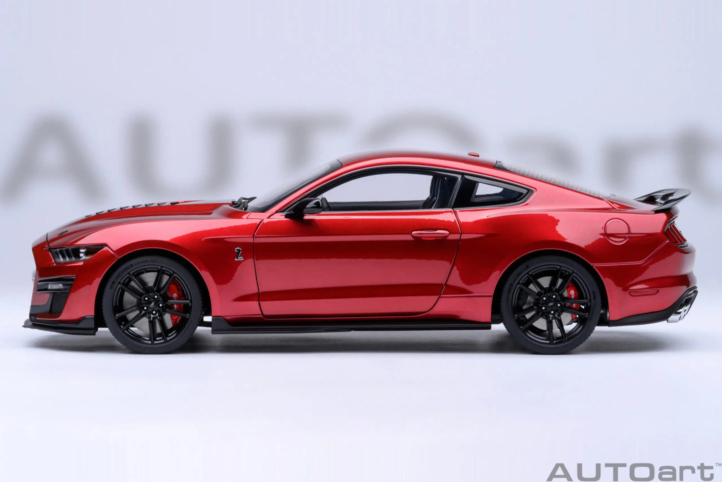 AUTOART New 1/18 scale Ford Mustang Shelby GT500 WHITE SILVER  Sports car model Static display Collection Holiday gift 73097