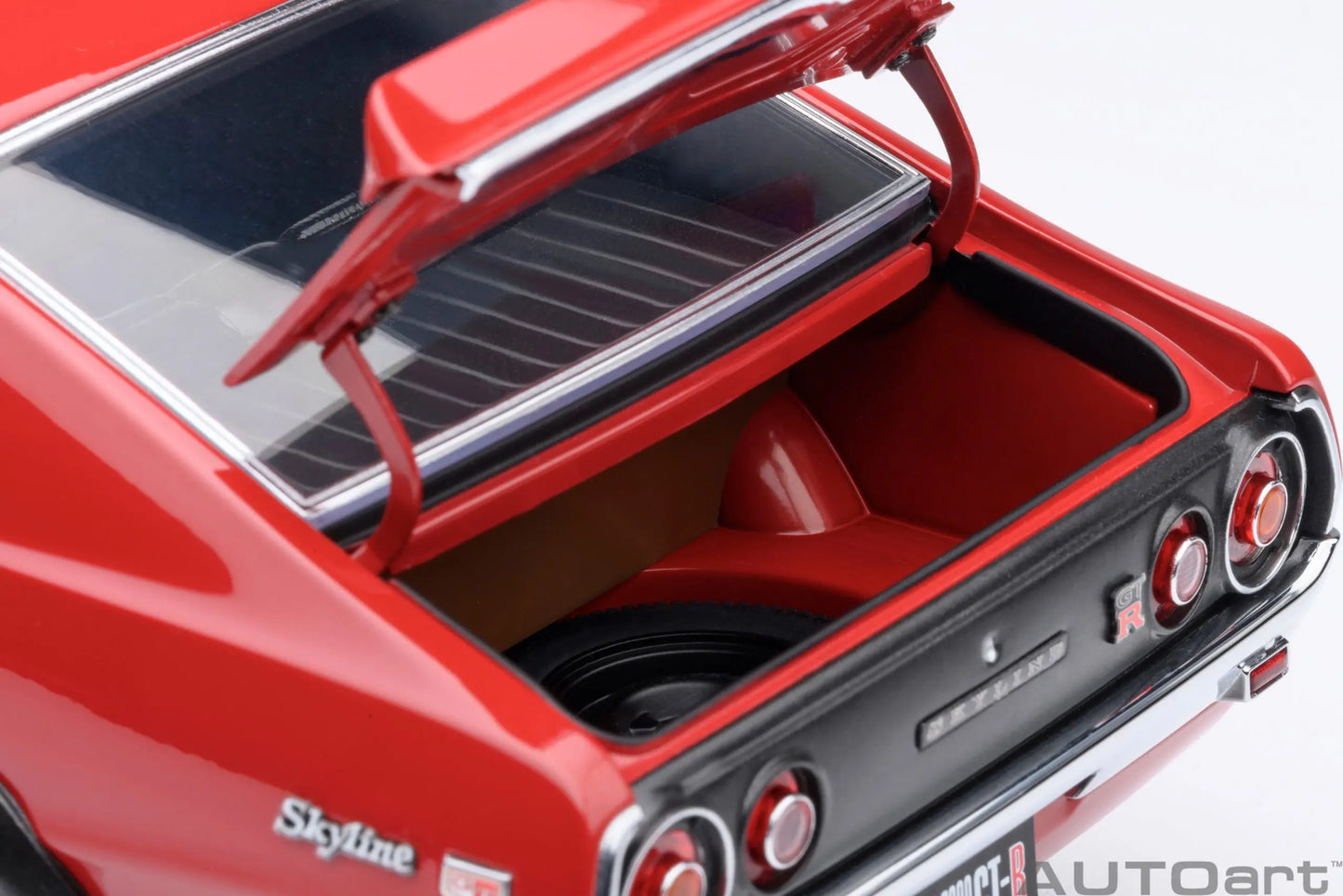 NISSAN SKYLINE 2000 GT-R (KPGC110) TUNED VERSION RS WATANABE WHEEL AUTOart 1/18 Static display model gift collection