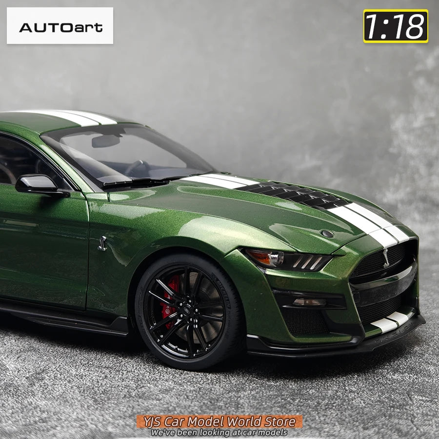 AUTOART New 1/18 scale Ford Mustang Shelby GT500 WHITE SILVER  Sports car model Static display Collection Holiday gift 73097