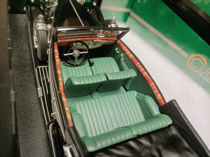 Cult 1:18 540K B 1936 Vintage Car Simulation Limited Edition Resin Metal Static Car Model Toy Gift