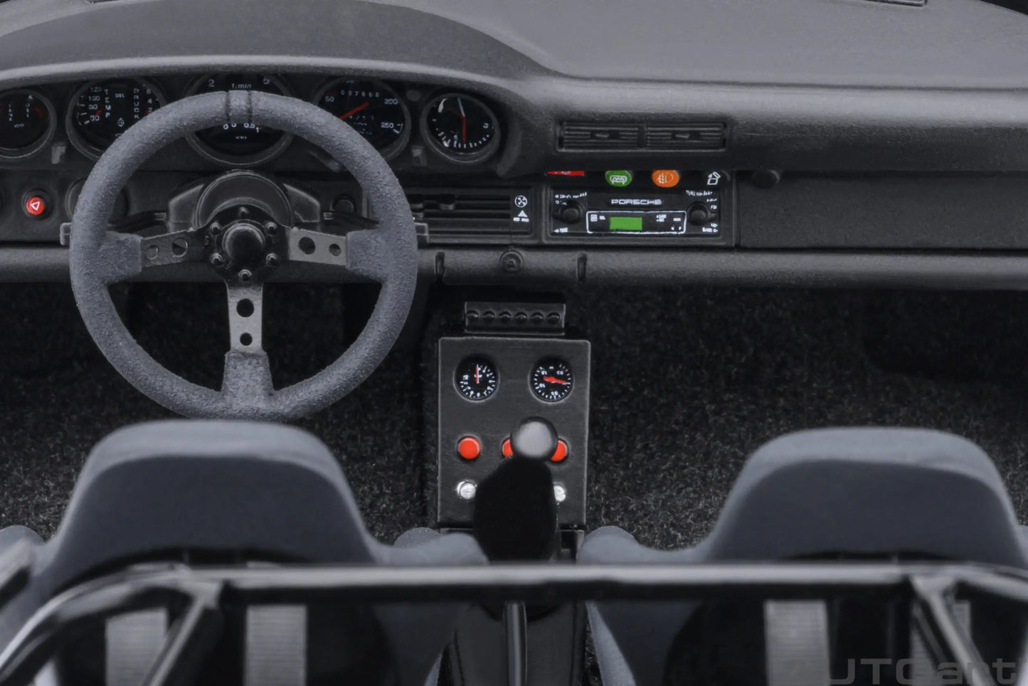 AUTOART 1/18 PORSCHE 911 (930) Turbo Car Model