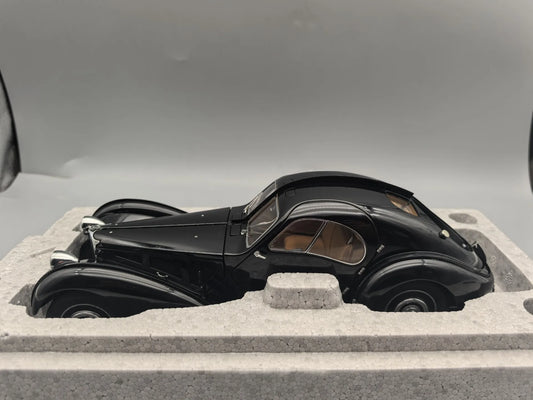 AUTOART 1/18 BUGATTI Type 57SC Atlantic 1938 Vintage Car Model