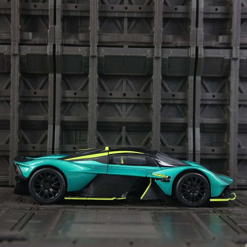 Aston Martin Valkyrie 1:23 Alloy Sports Car Model Diecast Metal Super Racing Vehicle Car Model Sound and Light Toy Gift