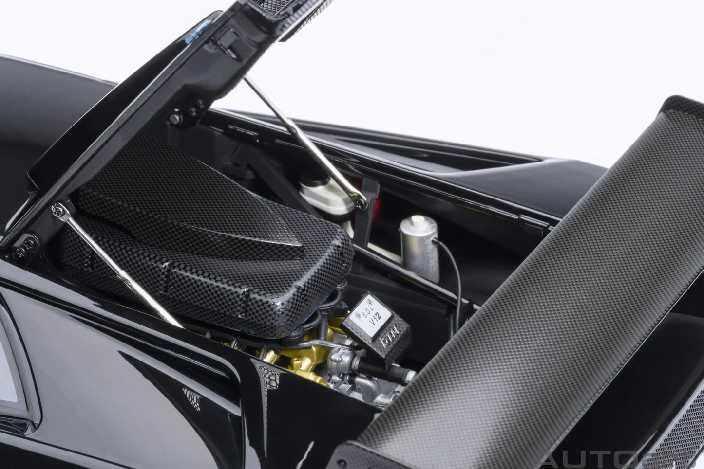 AUTOart 1/18  DIABLO GTR ABS Car Model Of Holiday Gifts Company Gifts