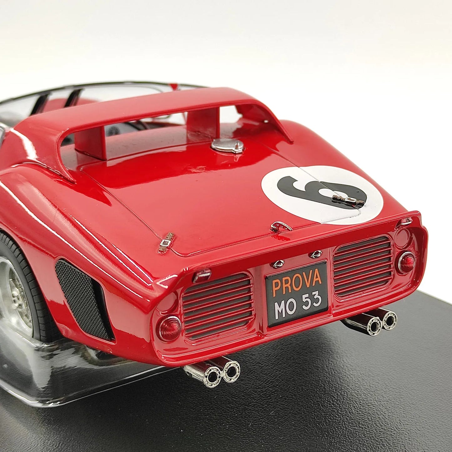 Ferrari F40 24H Le Mans Defective KK 1:18 Scale Alloy Car Model