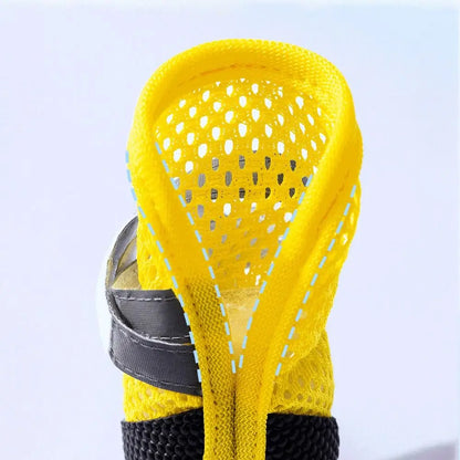 4Pcs/Set Cute Breathable Dog Mesh Shoes Adjustable Wear-resistant Dog Paw Protectors Reflective Dog Footwear Hiking