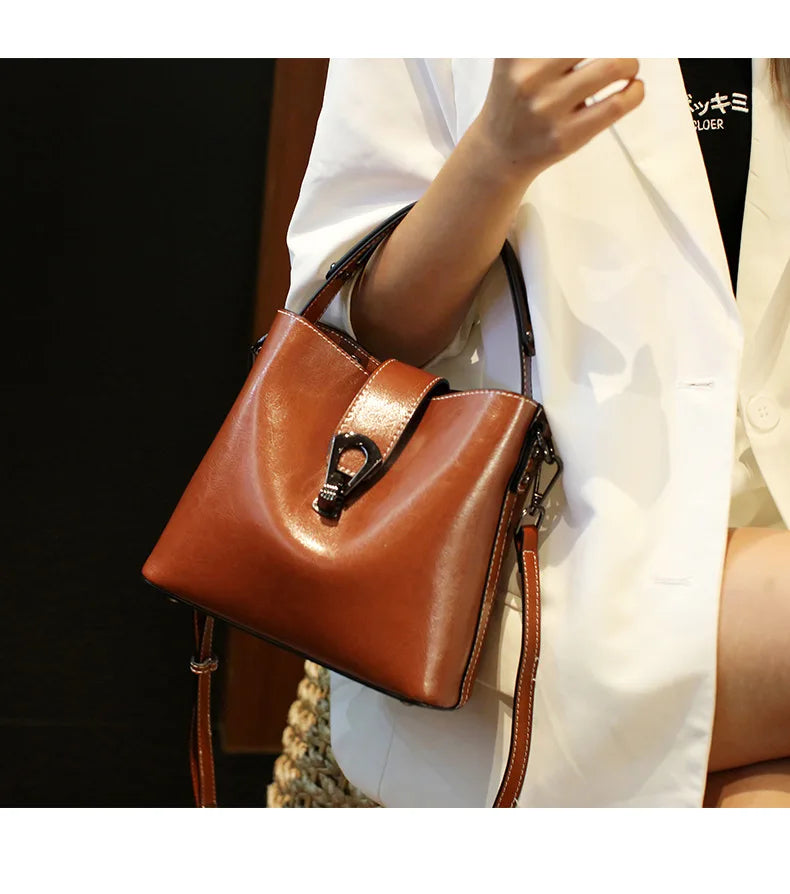Real Cowhide Leather Women's New Bucket Bag Lady Fashion Single Shoulder Messenger Bag Versatile Handbag Casual Crossbody Bags