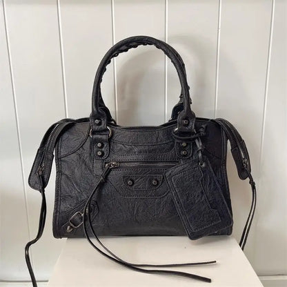 Paris Rivet Locomotive Bag ins Spice Girl Bag French Premium Sense Retro Trendy Portable Pillow Bag One Shoulder Crossbody Bag