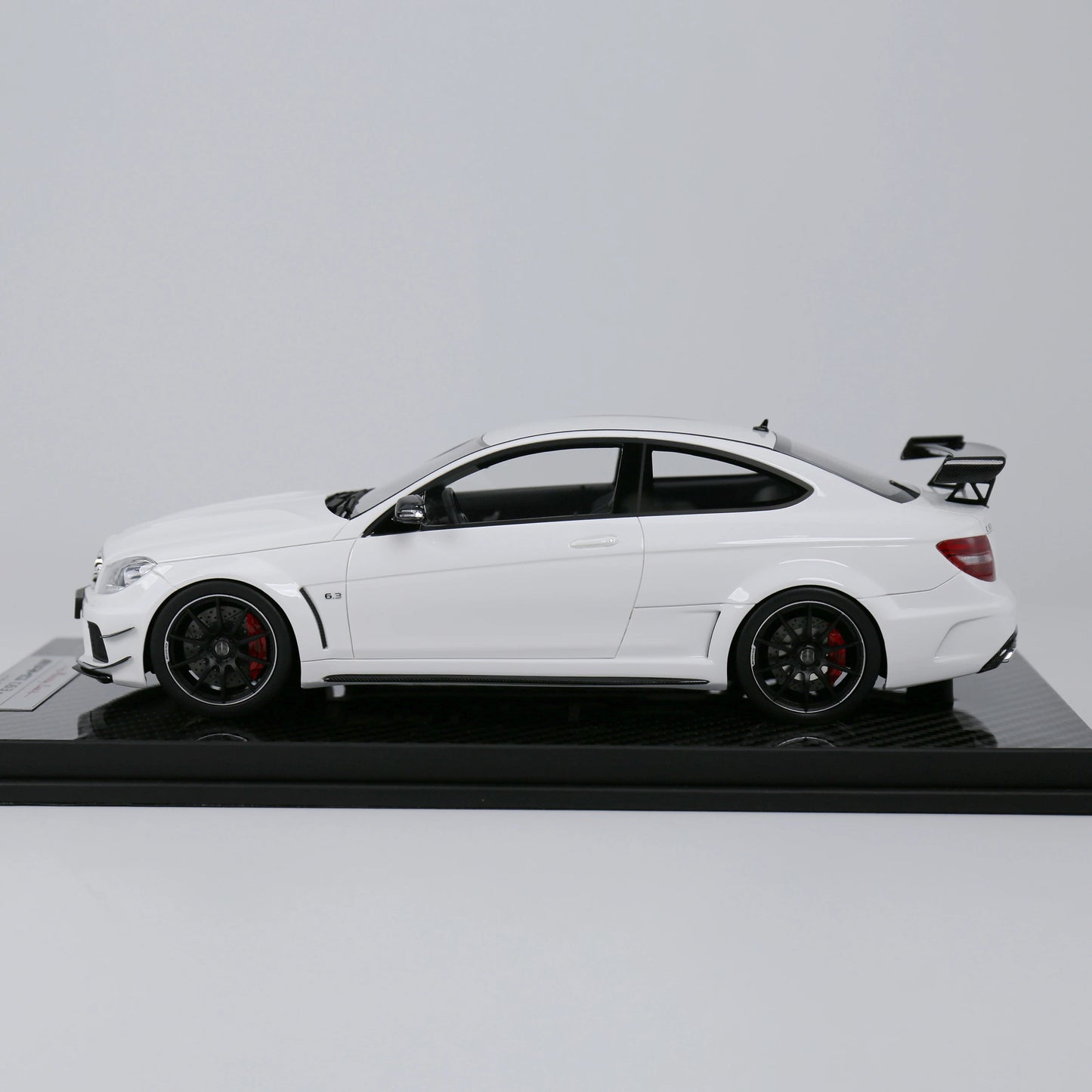 1/18  C 63 Black Series resin model Memory Line collectibles