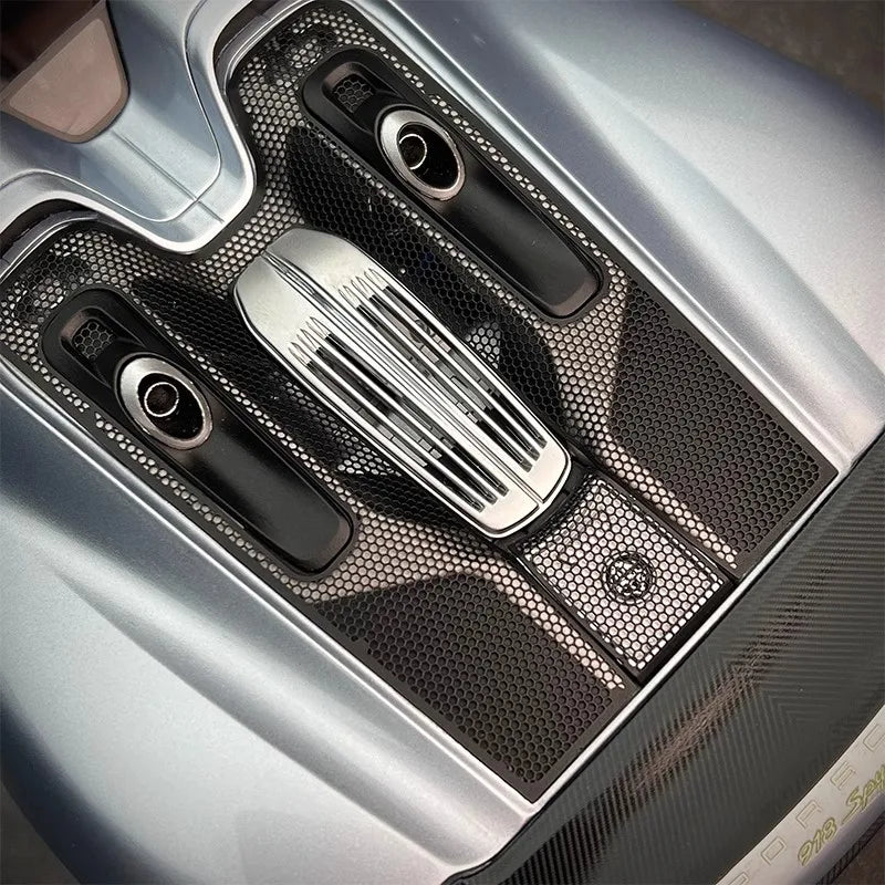AUTOART car model simulation 1/18 Porsche 918 Car Model alloy room ornament display cars model boy collection christmas gift