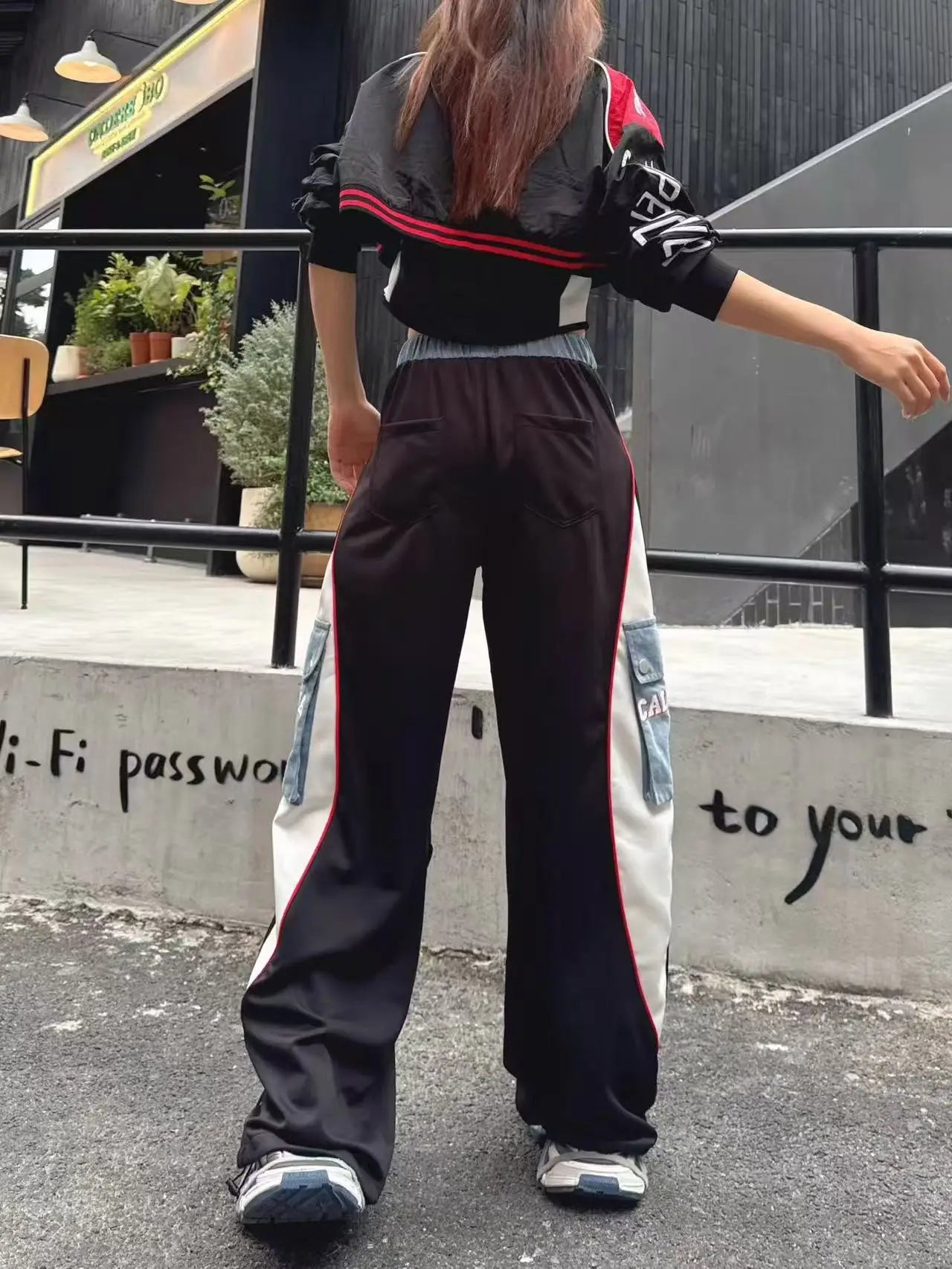 European Style Casual Pants for Women 2026 Spring Summer New Large Pocket Letter Print Embroidery Patchwork Denim Trousers Trendy