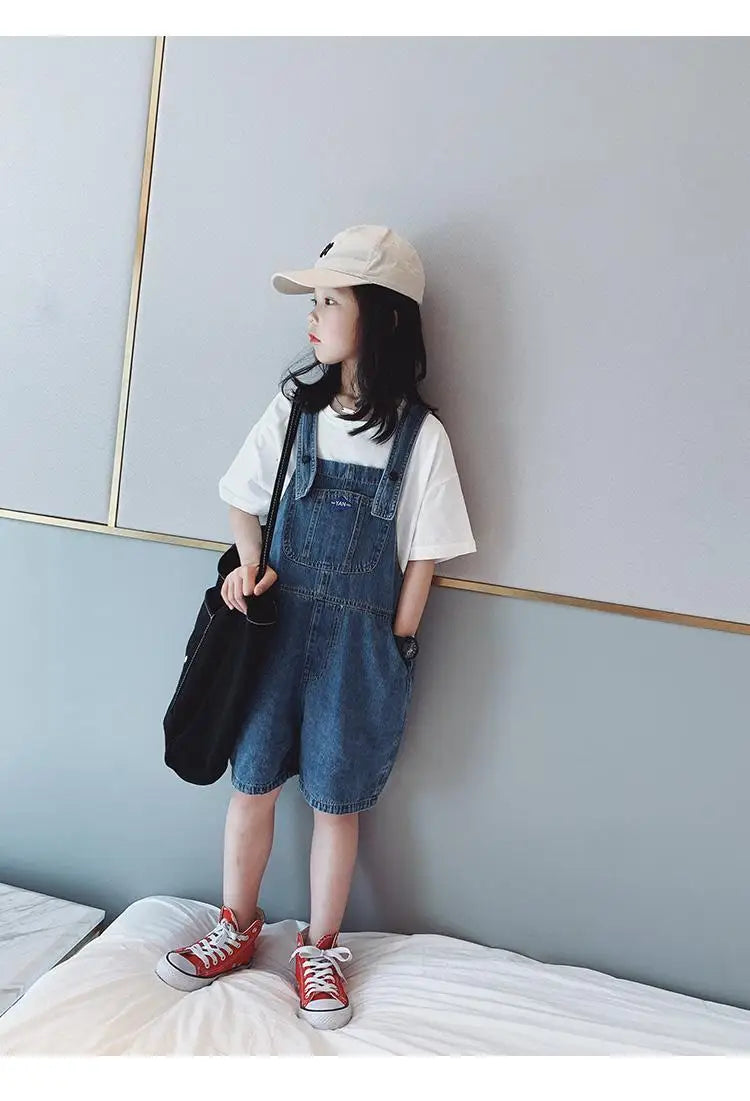 Girls' Fashionable Denim Overalls Medium Big Children's Casual Loose Denim Shorts Korean Style Baby Girl's Denim Overalls Shorts