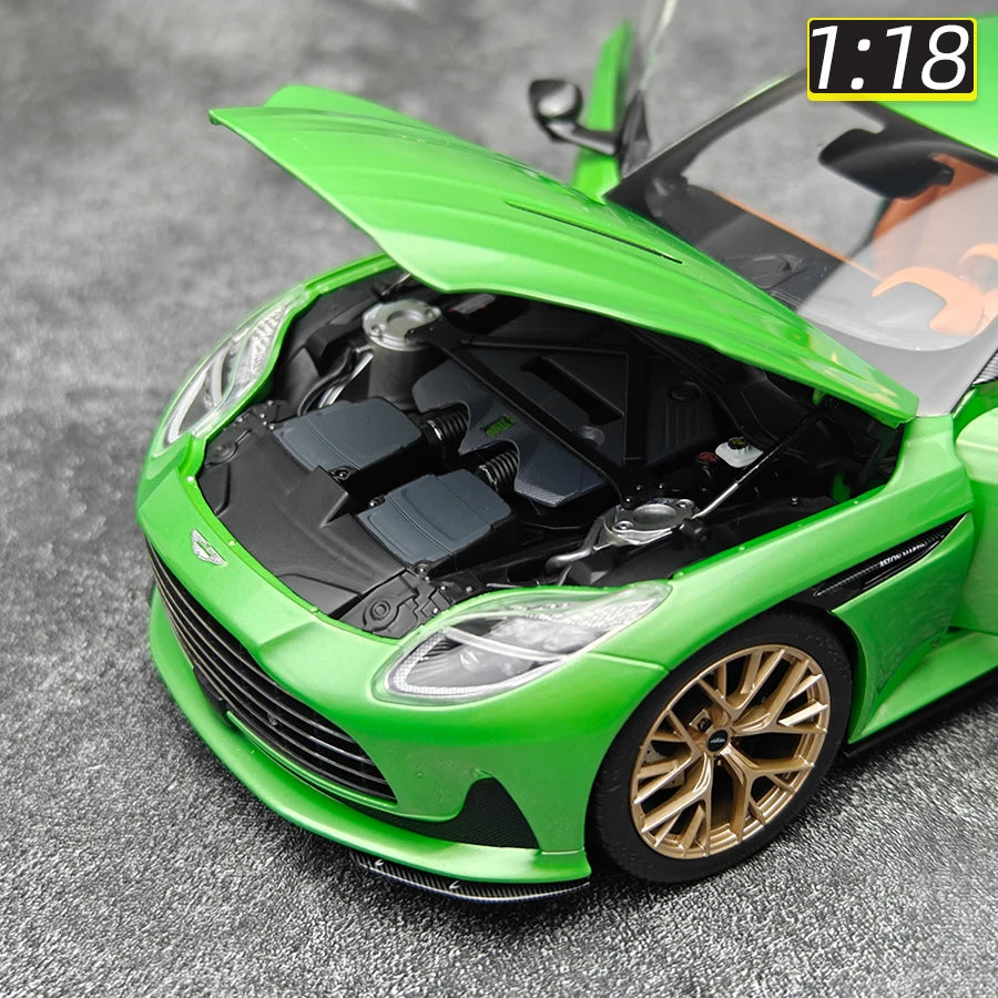 Xiao Guang 1/18 Aston Martin DB12 Car Model