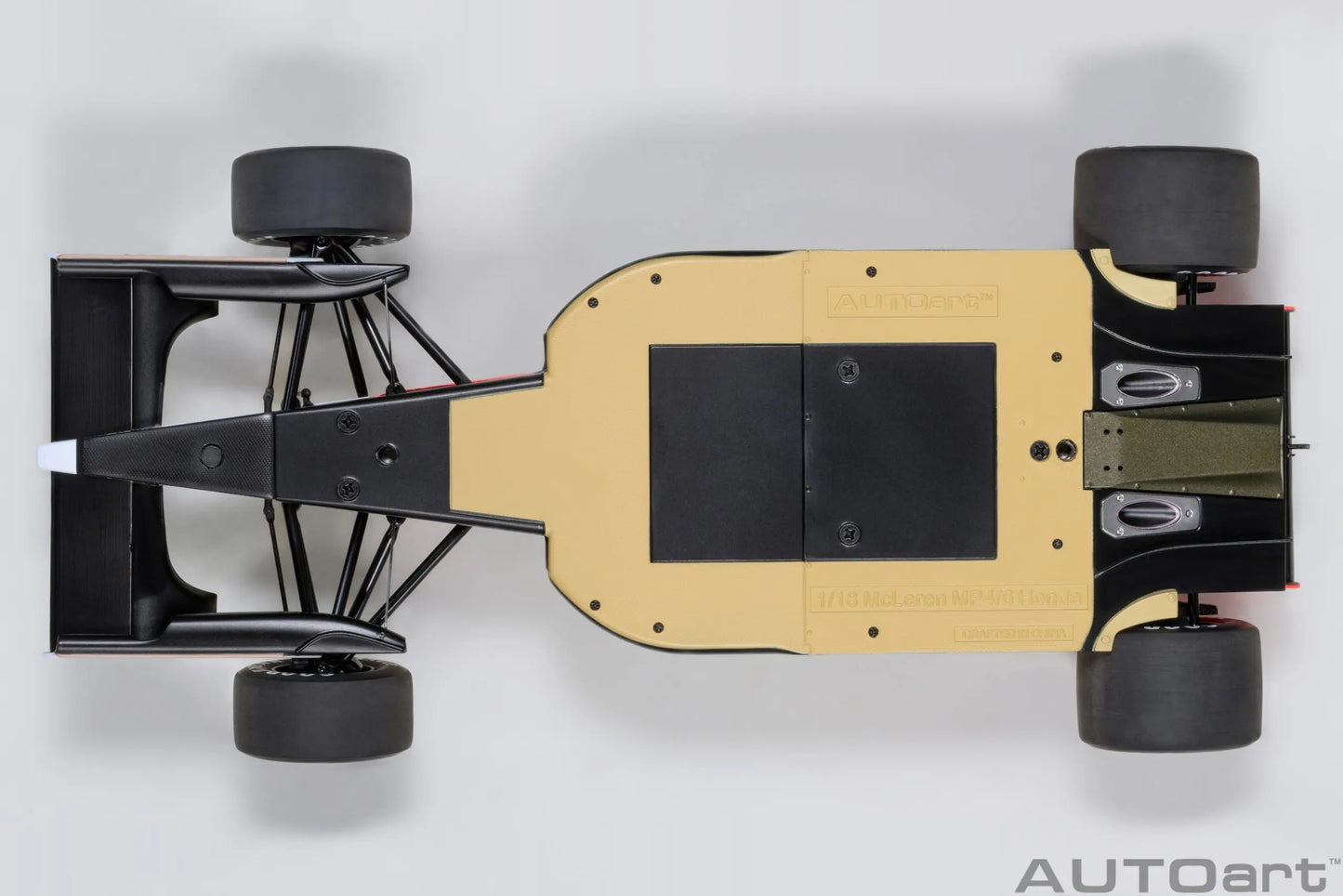AUTOART New 1/18  Honda MP4/6 1991 #1 (with McLaren logo)  Car model  Send to a friend  Personal collection Static ornament