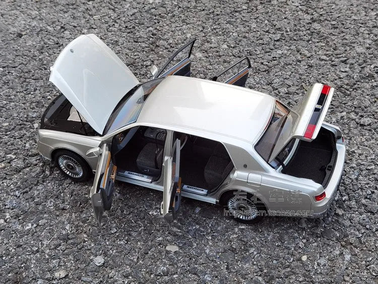 LCD 1/18 Car Model TOYOTA Century Car Model Simulation Model Diecast Model Collect Ornament Boy Custom Birthday Boy Toy Gift