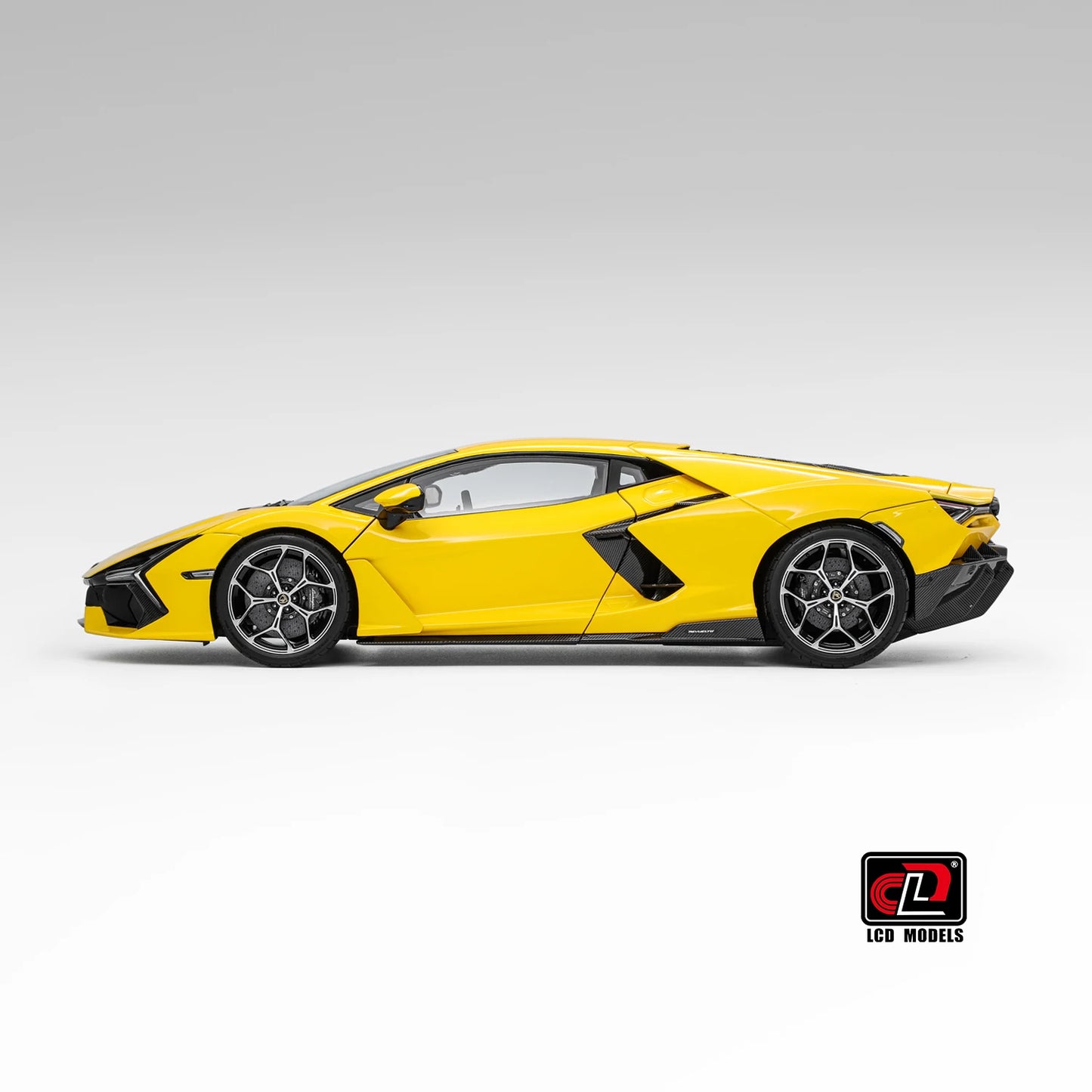 LCD Cast model collection 1:18 Lamborghini Revuelto Collection of metal sports car models