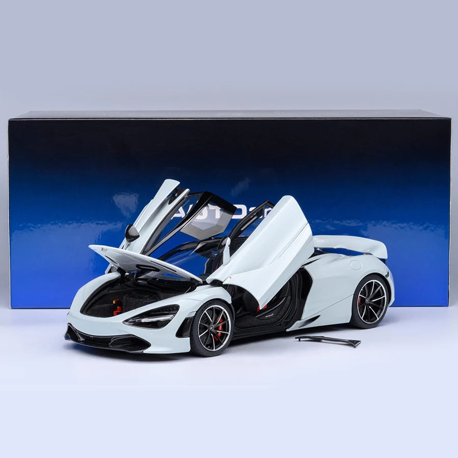 AUTOart 1:18 scale for McLaren 720S  Sports car model static display pieces holiday gift collection