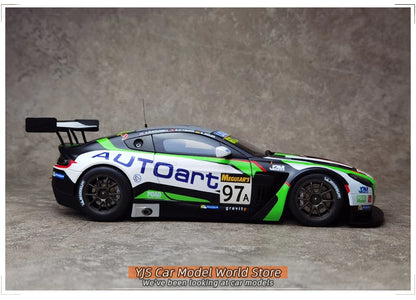 AUTOART Edition 1/18 Aston Martin VANTAGE V12 BATHURST 12HOUR #97 2015 Racing Car Model