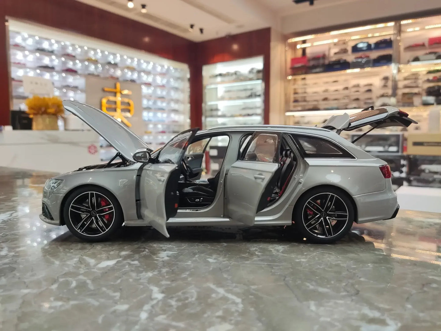 1/18 AUDIRS RS6 RS 6 Avant C7 WELL Diecast Model Toy Cars Boys Girls Gifts