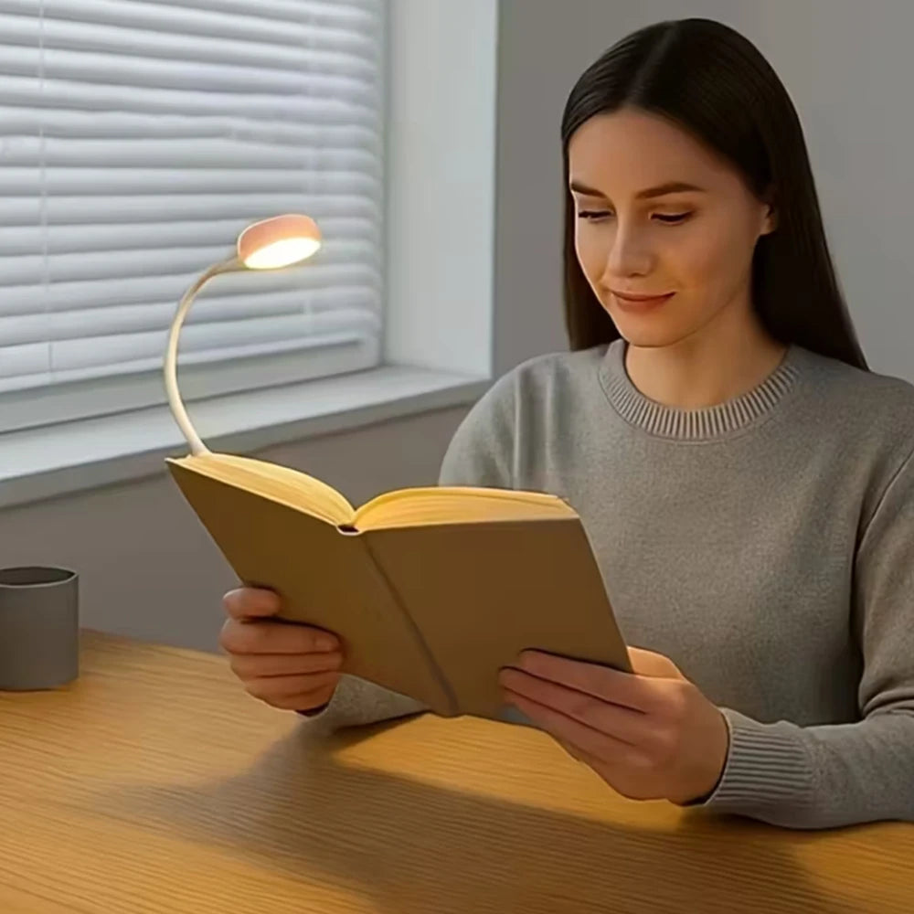 Runto LED Clip On Book Light Portable Reading Light Battery Powered 3 Color Eye Protection Stepless Dimmable Mini Desk Lamp