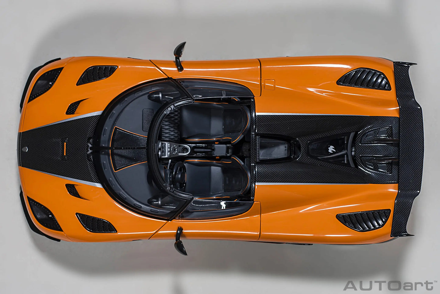 Autoart model 1/18 Scale New KOENIGSEGG AGERA RS car model Static Decorative Items Gift Collection