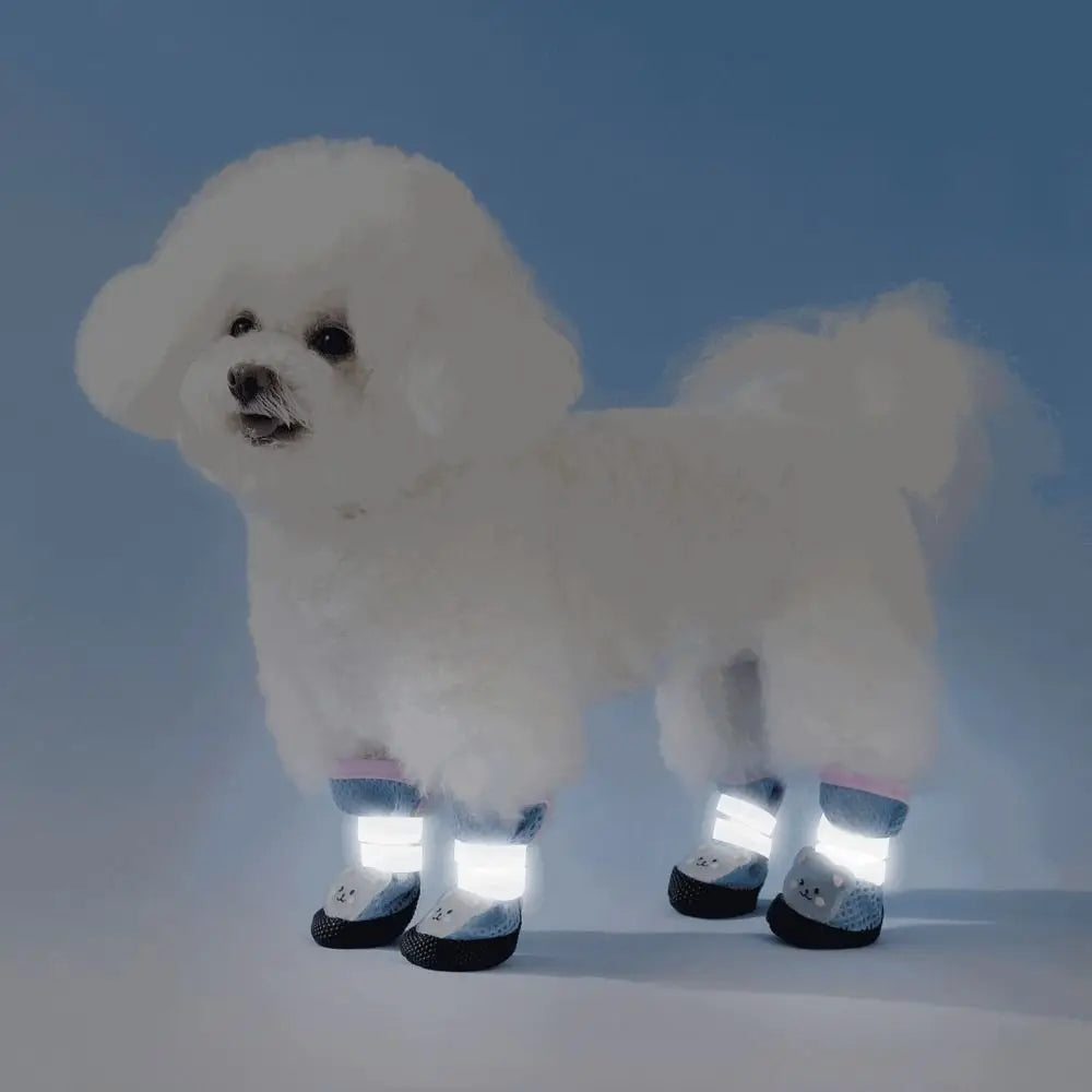4Pcs/Set Cute Breathable Dog Mesh Shoes Adjustable Wear-resistant Dog Paw Protectors Reflective Dog Footwear Hiking