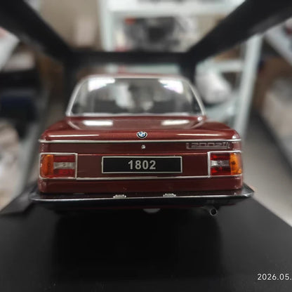 KK Bmw Special Offer Diecast 1/18 Scale Bmw Alloy Car Model Original Box Wrong Base