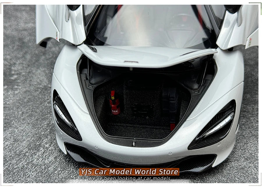 AUTOart 1:18 scale for McLaren 720S  Sports car model static display pieces holiday gift collection