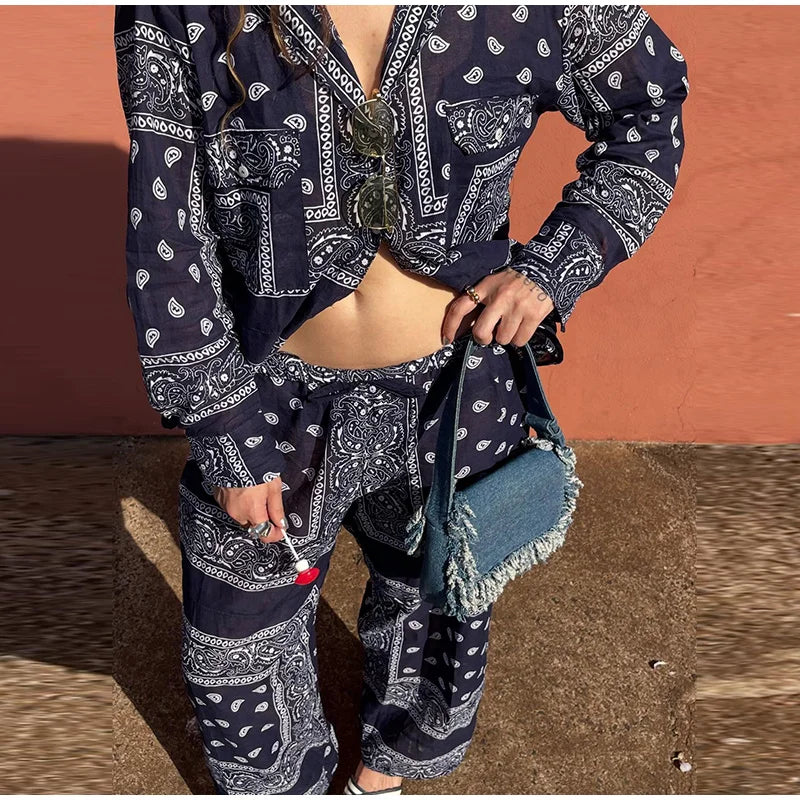 Women's Bandana Print Two Piece Set Boho Long Sleeve Shirt & Wide Leg Pants Matching Outfits for Beach Vacation Streetwear 2026