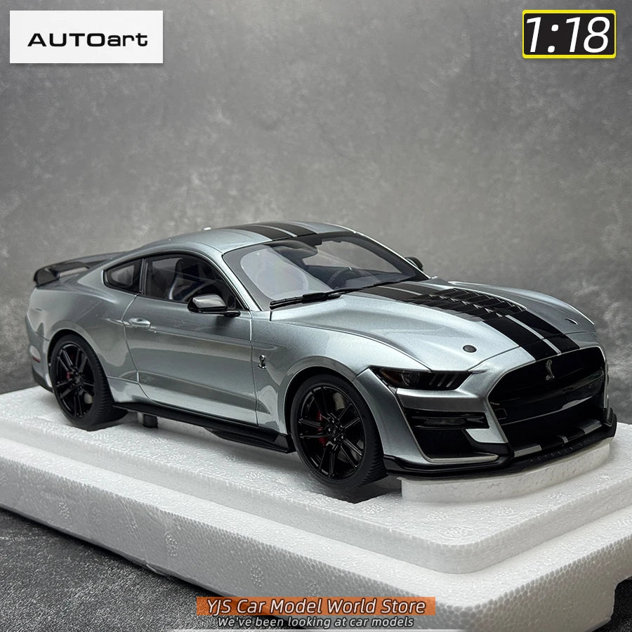 AUTOART New 1/18 scale Ford Mustang Shelby GT500 WHITE SILVER  Sports car model Static display Collection Holiday gift 73097