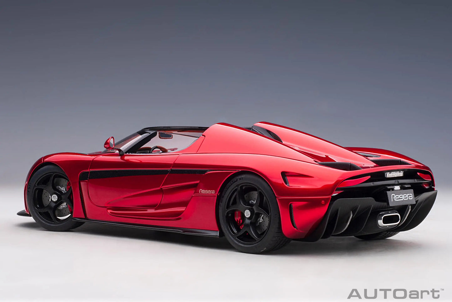 AUTOart model 1/18 Scale New  Koenigsegg Regera car model Static Decorative Items Holiday Gift Collection