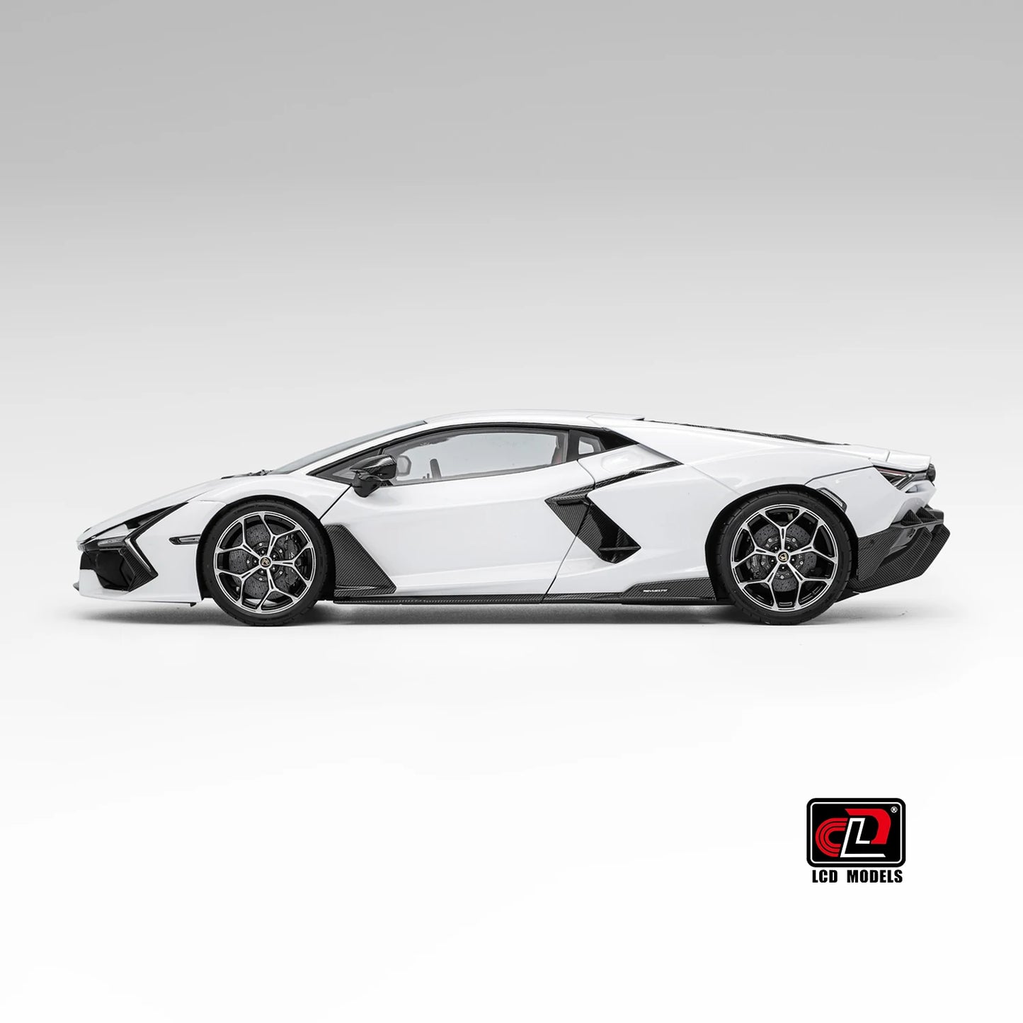 LCD Cast model collection 1:18 Lamborghini Revuelto Collection of metal sports car models