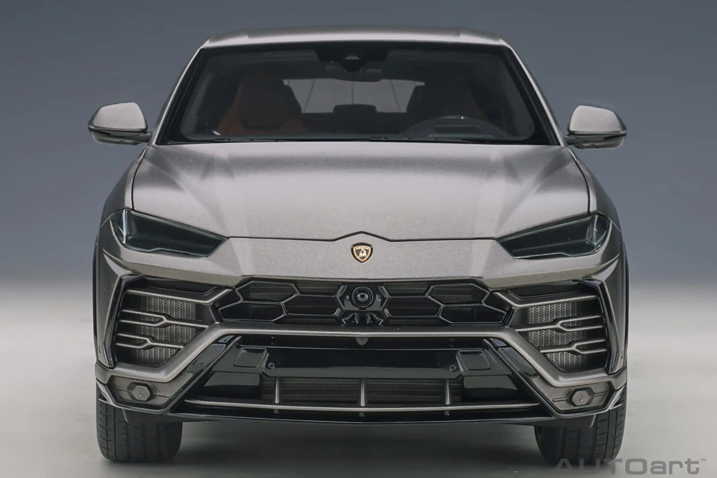 AUTOART New model 1/18 scale LAMBORGHINI URUS   car model Static display Collection Holiday gift