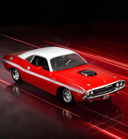 Maisto 1:24 Dodge Challenger R/T Coupe 1970 Alloy Car Diecasts & Toy Vehicles Car Model Miniature Scale Model