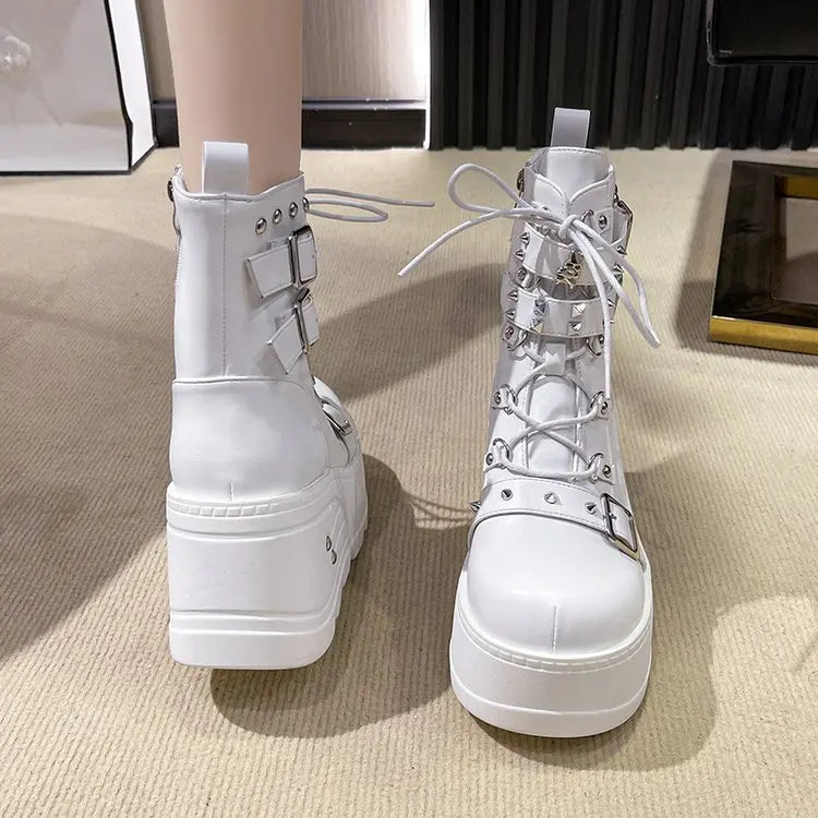 New Punk Women's Boots Wedges Ladies Shoes Patent Leather Boot Rivets Cosplay Ankle Boots Zip Ladies Gothic Motorcycle Boot