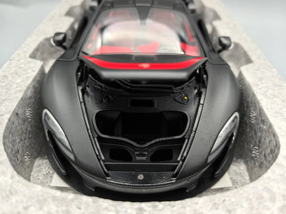 Autoart 1:18 P1 Black Red Simulation Limited Edition All Open Alloy Metal Static Car Model Toy Gift