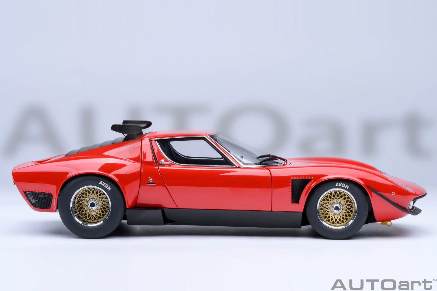 AUTOart 1:18 SCALE  Lamborghini MIURA SVR "JOTA" Car model Static ornament Collect Holiday gift
