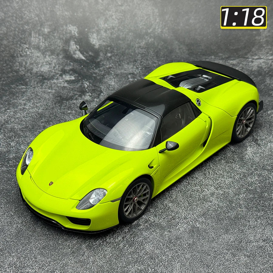 AUTOART  1/18 scale 918 SPYDER Model Car Martini Livery  display holiday gift