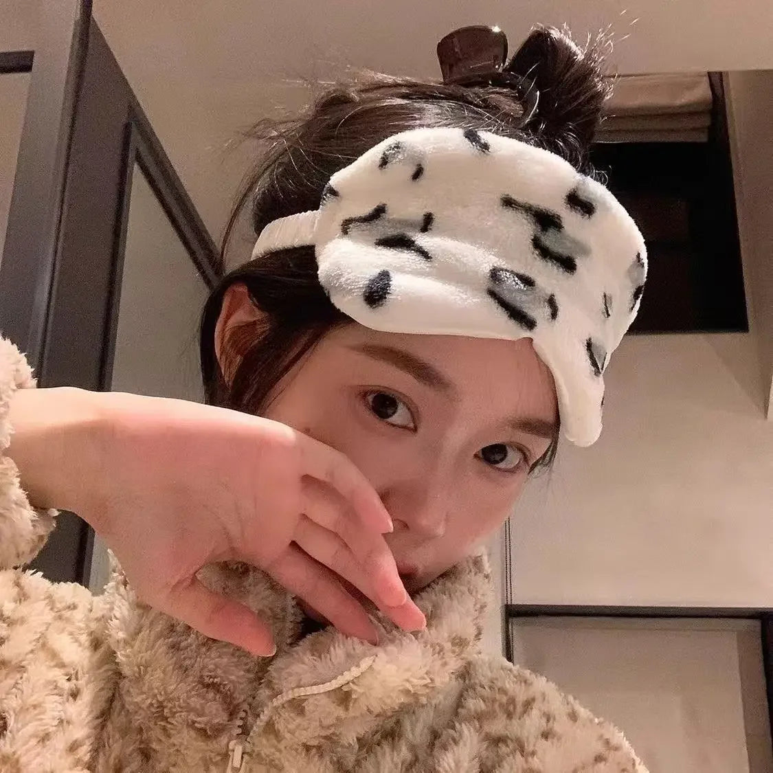 Sleeping Mask Sleeping Blindfold Soft Plush Eye Masks Leopard Print Cloud Eye Cover Plush Mask Eyepatch Nap Health Eye Cover Dot