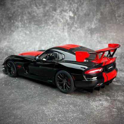 AUTOART New 1/18 scale DODGE VIPER ACR 2017 car model Static display Collection Holiday gift