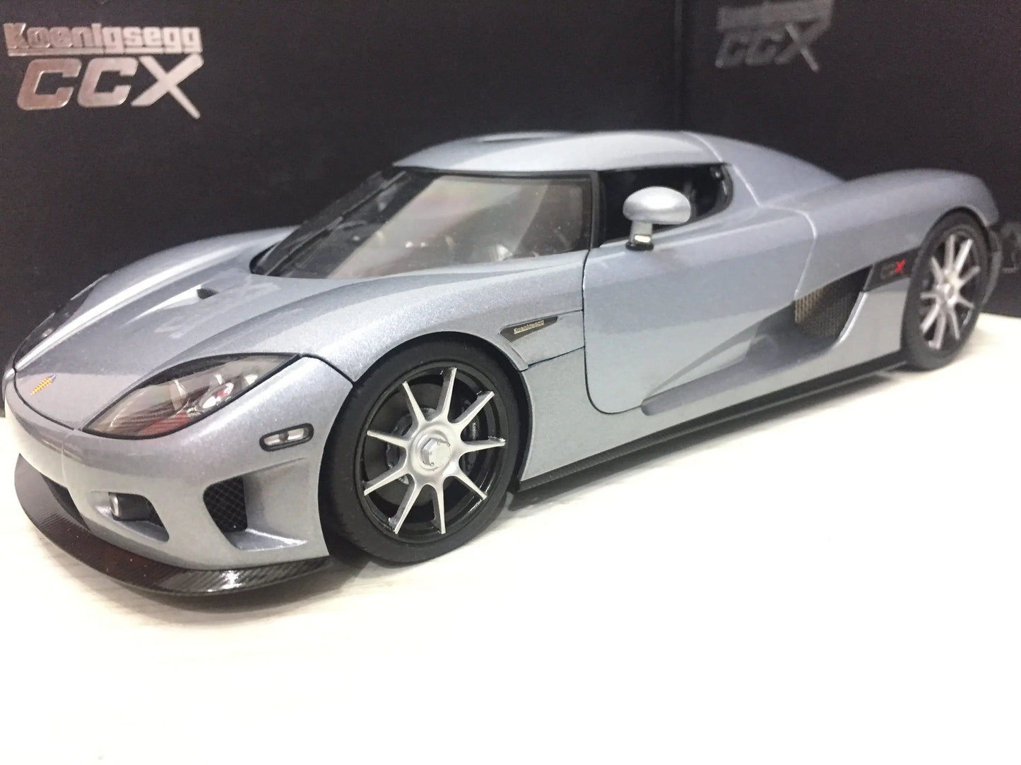Autoart 1:18 CCX Black/Silver/Orange Simulation Limited Edition All Open Alloy Metal Static Car Model Toy Gift