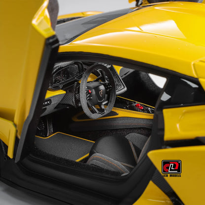 LCD Cast model collection 1:18 Lamborghini Revuelto Collection of metal sports car models