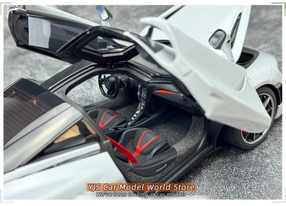 AUTOart 1:18 scale for McLaren 720S  Sports car model static display pieces holiday gift collection