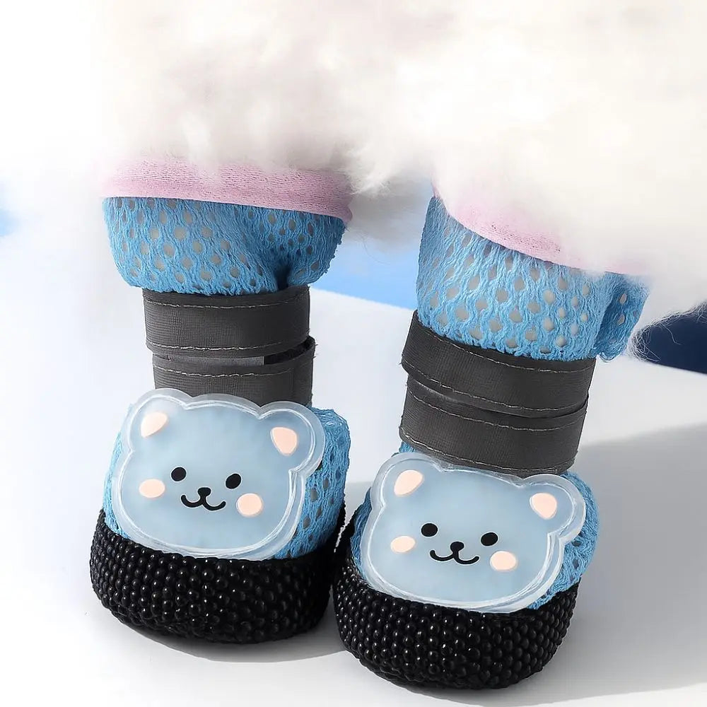 4Pcs/Set Cute Breathable Dog Mesh Shoes Adjustable Wear-resistant Dog Paw Protectors Reflective Dog Footwear Hiking