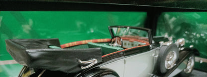 Cult 1:18 540K B 1936 Vintage Car Simulation Limited Edition Resin Metal Static Car Model Toy Gift