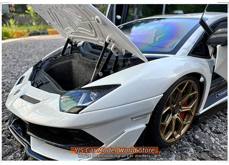 AUTOART 1/18 Lamborghini Aventador SVJ Car Model